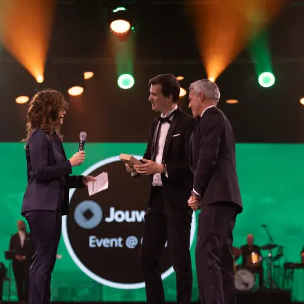 Roel receives the Deloitte Technology Fast 50 award in 2022.